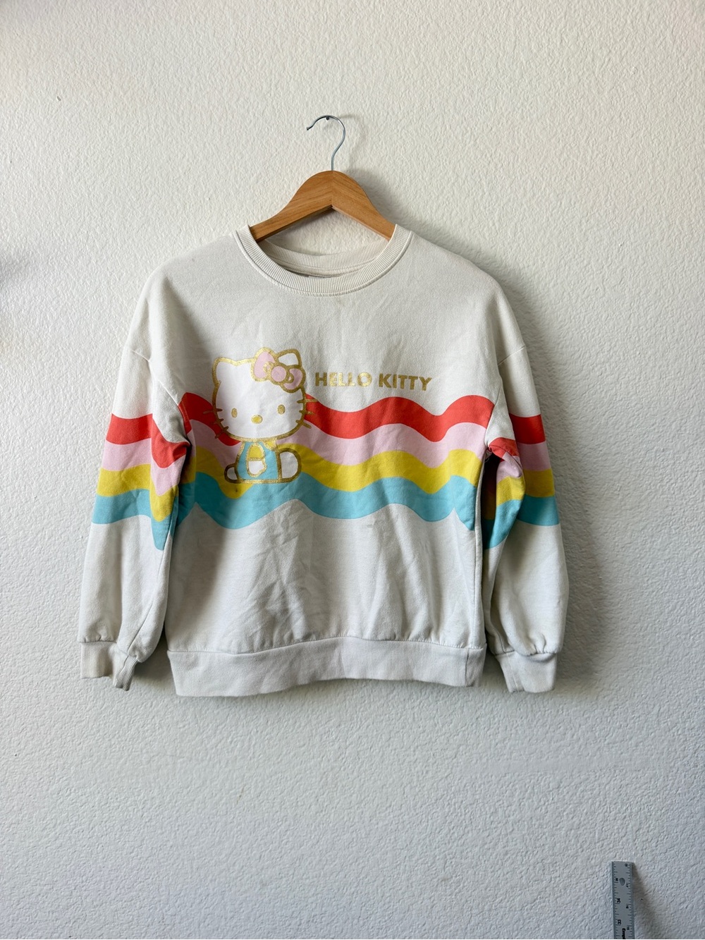 Hello Kitty Sanrio Rainbow Sweatshirt Girls XL 14-16 Graphic Pullover